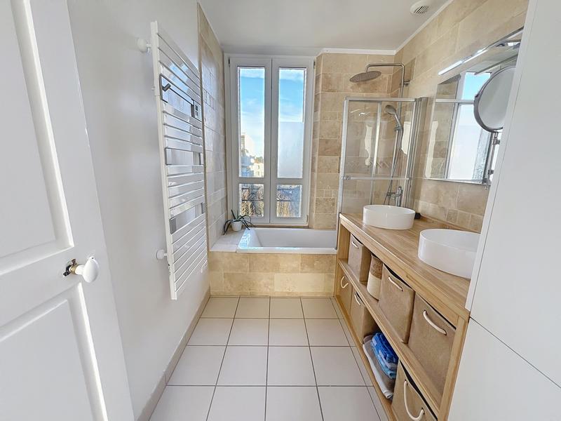 Appartement - 83 m² - 4 pièces