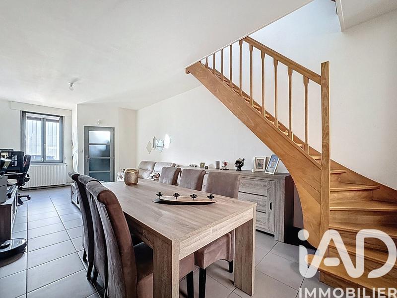 Maison - 96 m² - 4 pièces