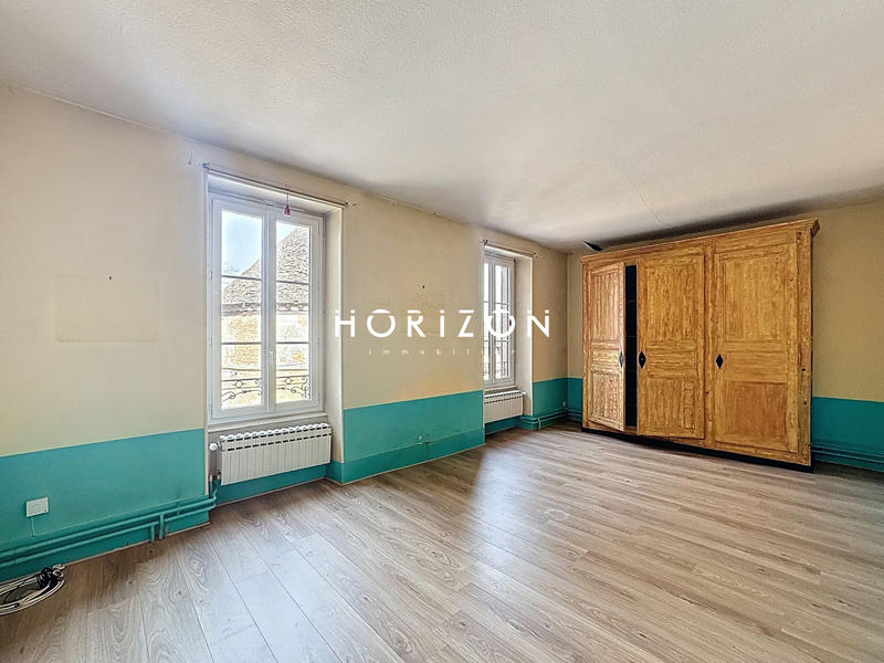 Maison - 135 m² - 6 pièces