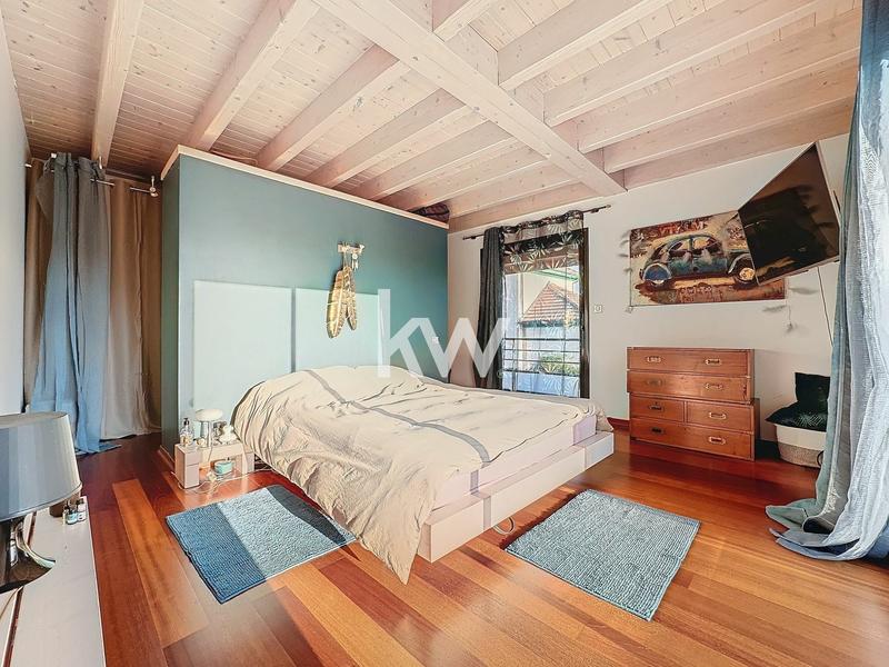 Maison - 307 m² - 6 pièces