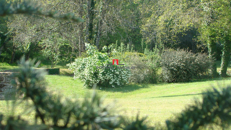 Maison - 228 m² - 6 pièces