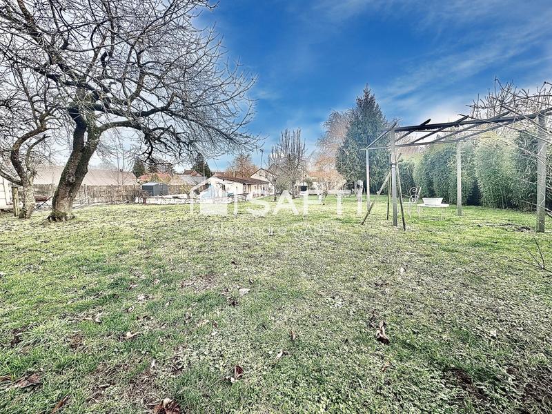 Maison - 160 m² - 8 pièces