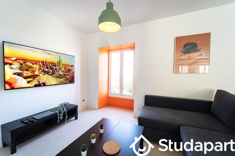 Chambre - 10 m² - 1 pièce