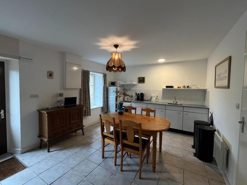 Maison - 670 m² - 28 pièces