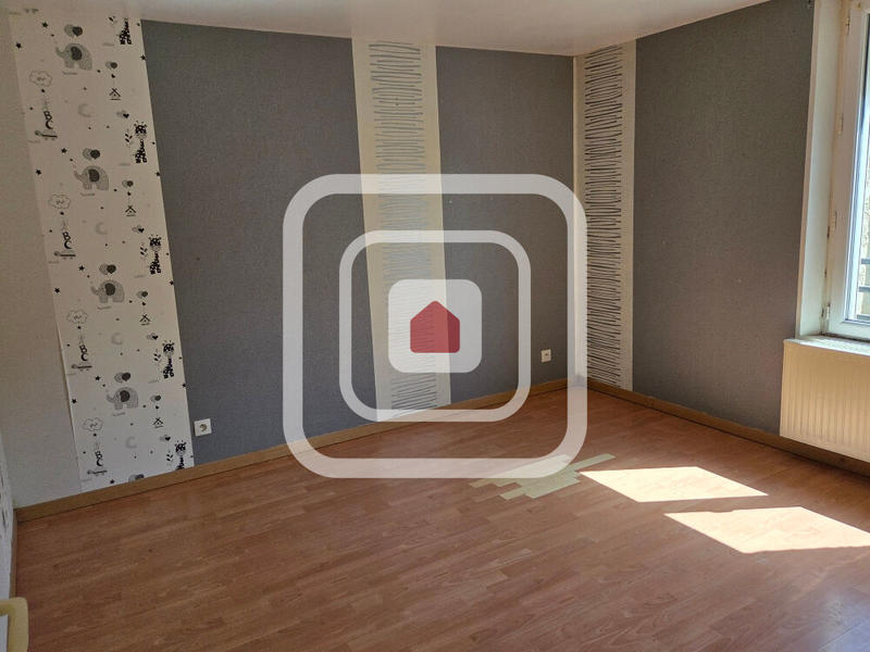 Maison - 175 m² - 9 pièces