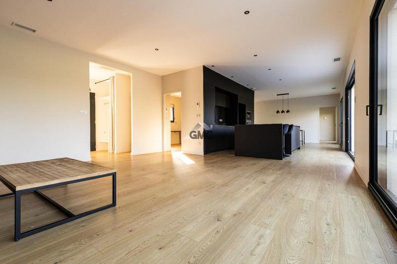 Villa - 151 m² - 5 pièces