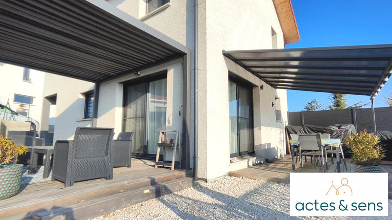 Maison - 114 m² - 5 pièces