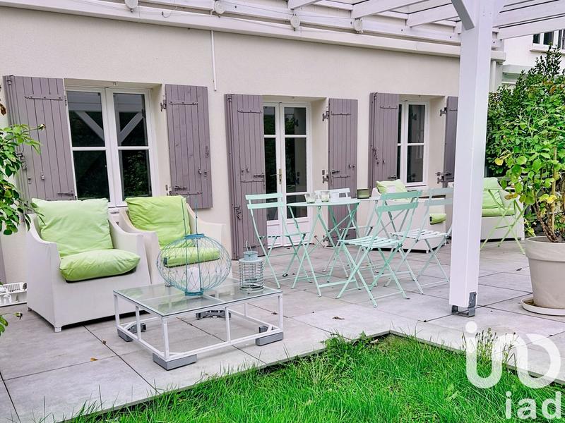 Maison - 193 m² - 7 pièces