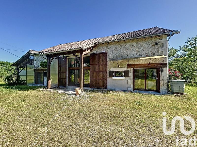 Maison - 375 m² - 10 pièces