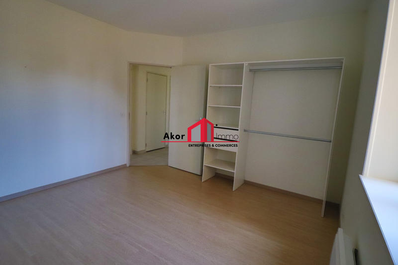 Appartement - 95 m² - 3 pièces