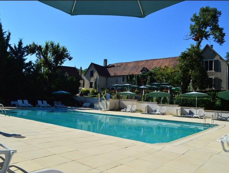 Maison de domaine - 594 m² - 8 pièces