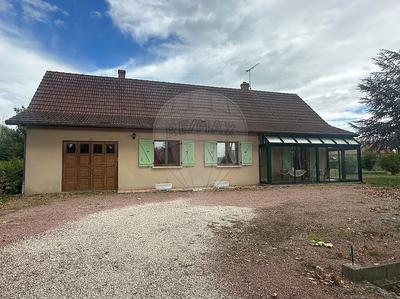 Maison - 95 m² - 5 pièces