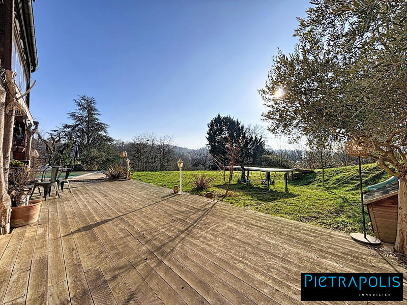 Maison traditionnelle - 150 m² - 7 pièces