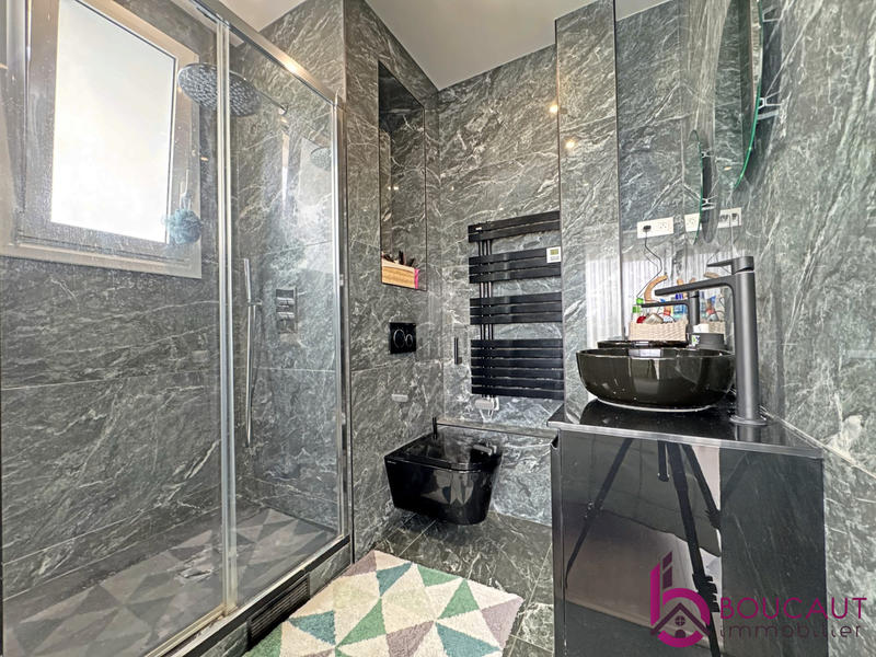 Appartement - 118 m² - 5 pièces