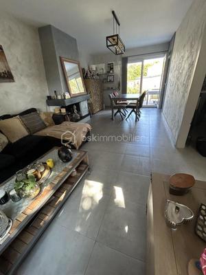 Maison - 79 m² - 4 pièces