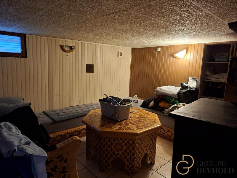 Maison - 92 m² - 5 pièces