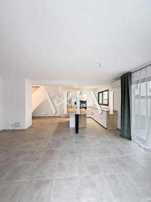 Villa - 111 m² - 5 pièces