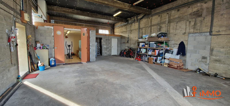 Maison traditionnelle - 100 m² - 4 pièces