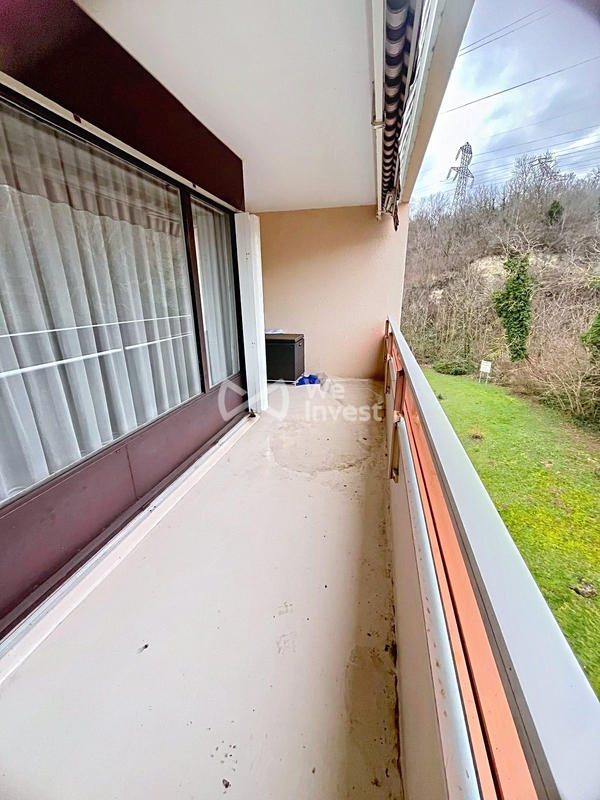 Appartement - 99 m² - 6 pièces