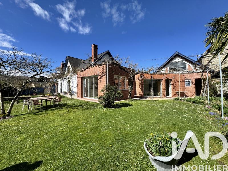 Maison - 198 m² - 5 pièces