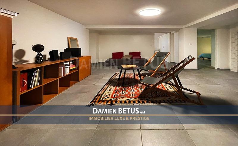 Maison - 192 m² - 7 pièces