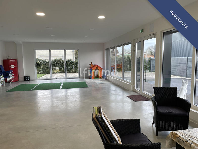 Immeuble - 298 m² - 7 pièces