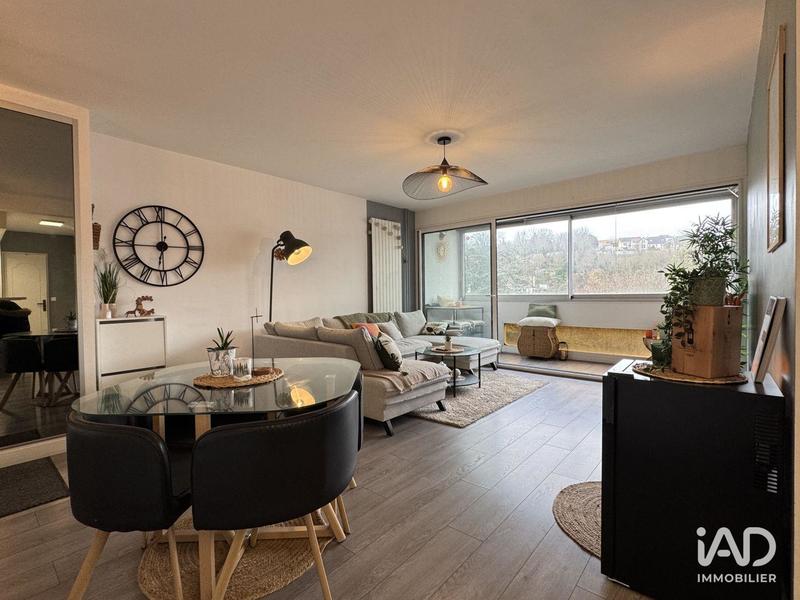 Appartement - 63 m² - 3 pièces