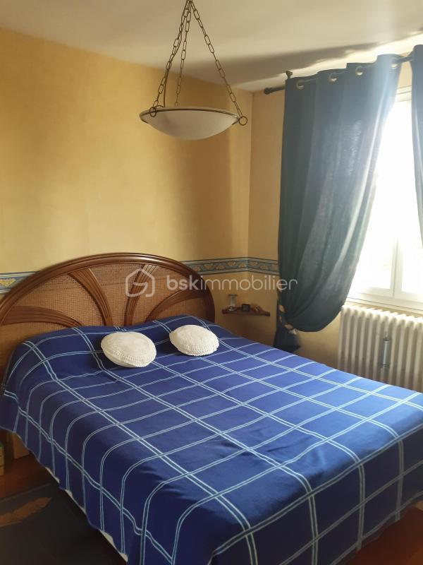 Maison - 104 m² - 4 pièces