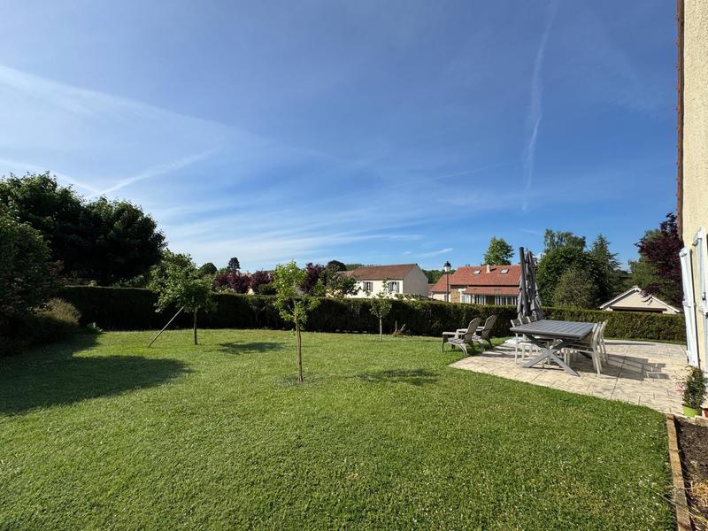 Maison - 145 m² - 7 pièces