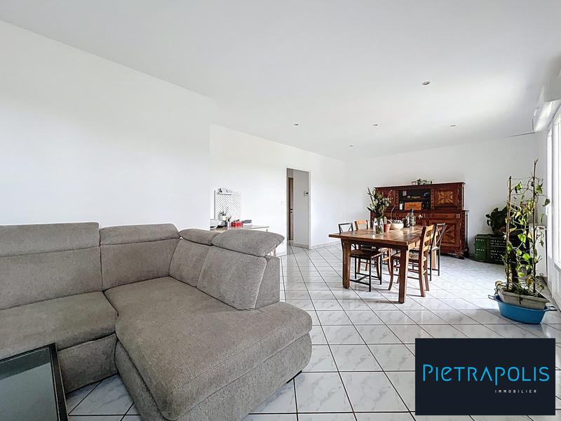 Maison - 93 m² - 4 pièces