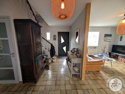 Maison - 196 m² - 6 pièces