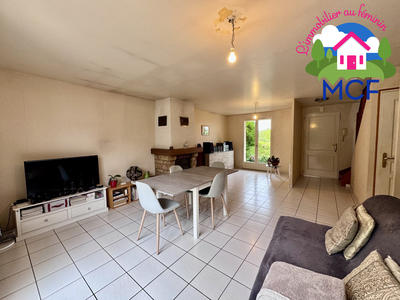 Maison - 98 m² - 5 pièces