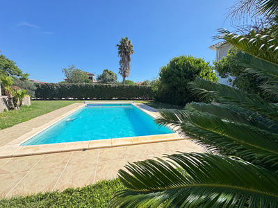 Villa - 132 m² - 6 pièces