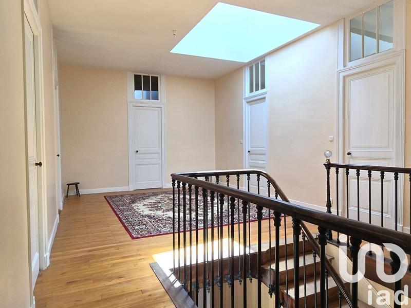 Maison de ville - 373 m² - 14 pièces