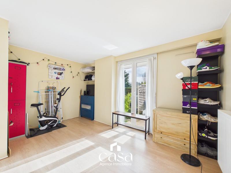 Appartement - 80 m² - 5 pièces