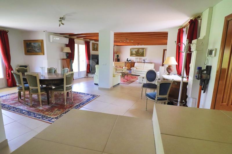 Maison - 172 m² - 5 pièces