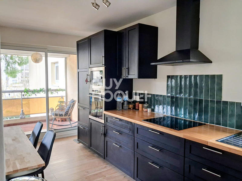 Appartement - 72 m² - 3 pièces