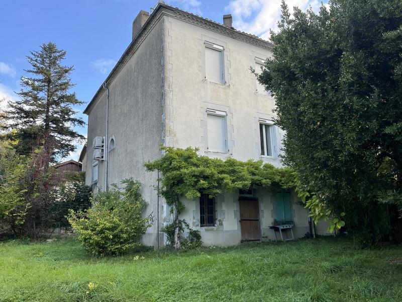 Maison traditionnelle - 155 m² - 5 pièces