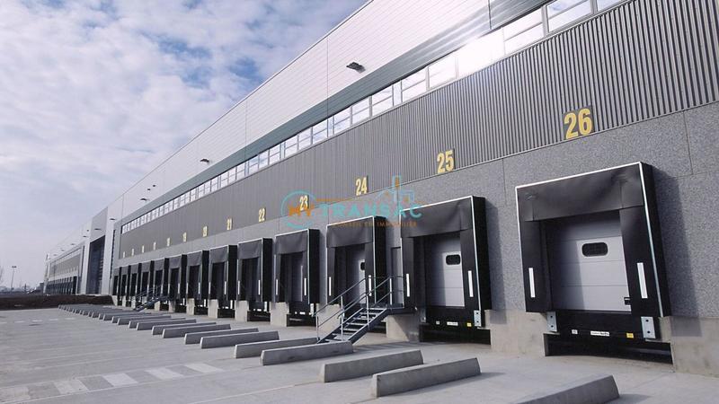 Entrepôt - 6 620 m²