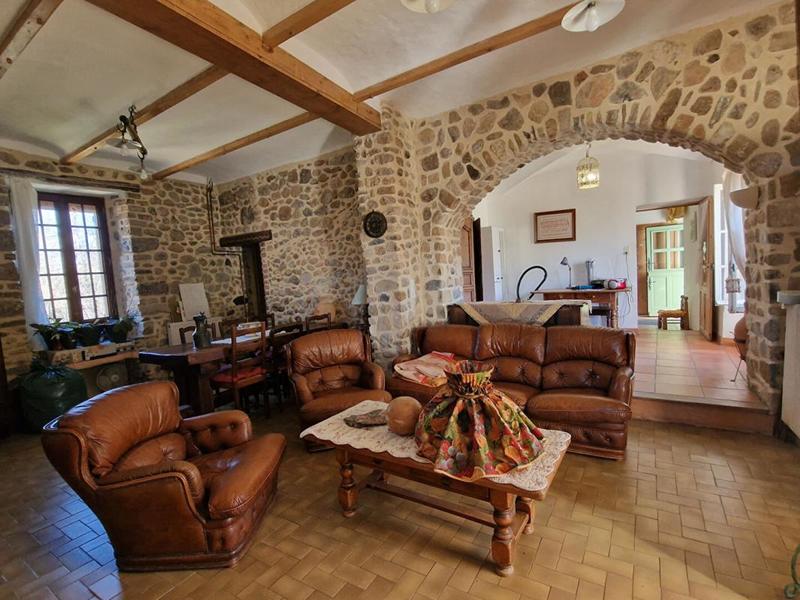 Maison provençale - 120 m² - 7 pièces