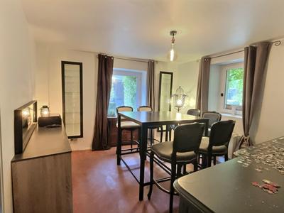 Maison - 417 m² - 15 pièces