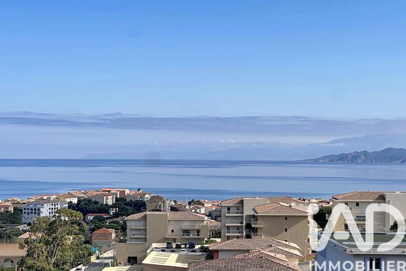 Appartement - 79 m² - 3 pièces