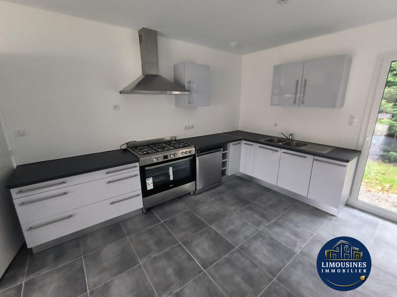 Maison - 88 m² - 5 pièces