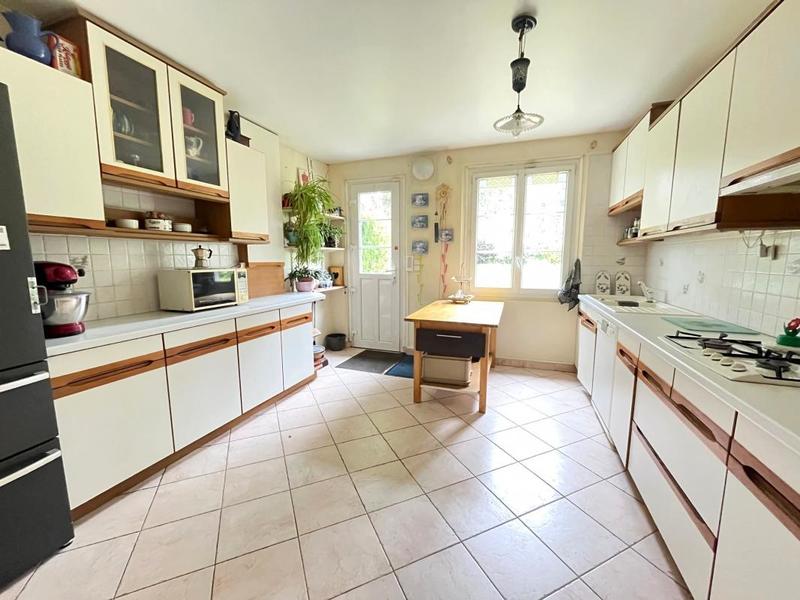 Maison - 137 m² - 6 pièces