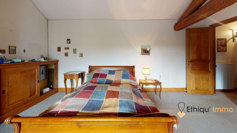 Maison - 357 m² - 10 pièces