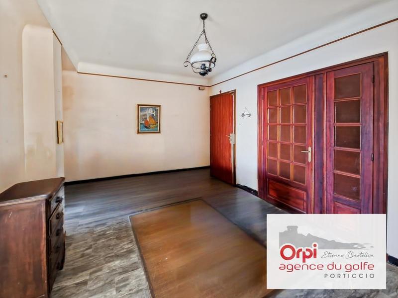 Appartement - 92 m² - 4 pièces