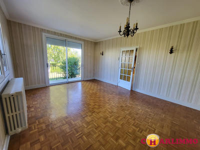 Maison traditionnelle - 134 m² - 5 pièces