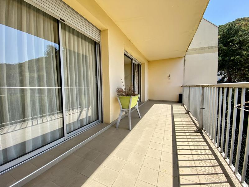 Appartement - 93 m² - 4 pièces