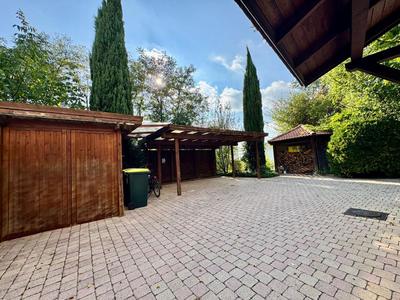 Maison - 182 m² - 8 pièces