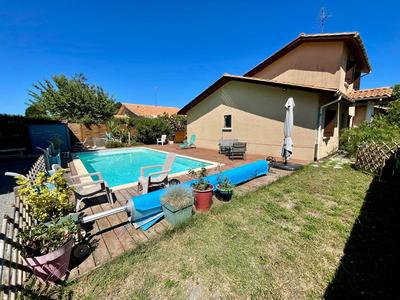 Maison - 106 m² - 6 pièces